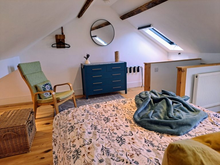 Chest of drawers and chair in the bedroom