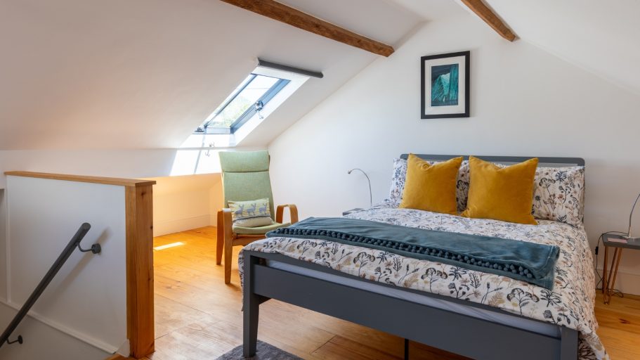 The Bedroom The bedroom at The Garret, Chulmleigh